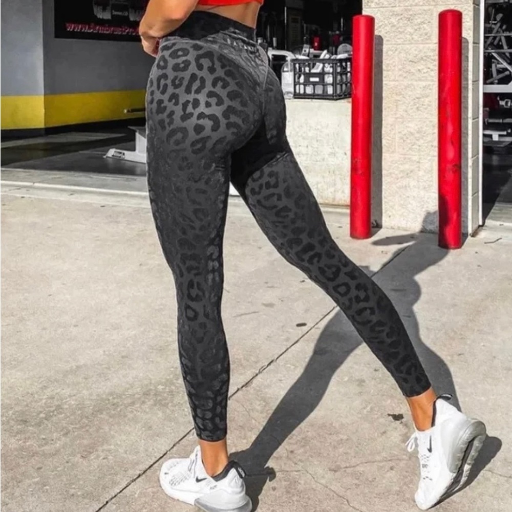 Balance Athletica Cheetah print leggings